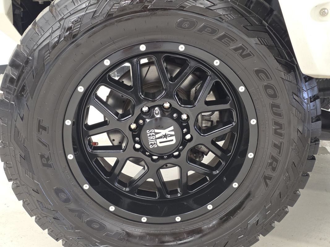 Used 2017 RAM 2500 Laramie w/ Off Road Package AWD/4WD image 44