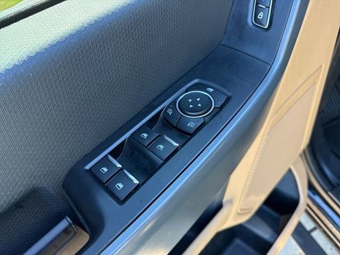 Used 2023 Ford F150 XLT image 11