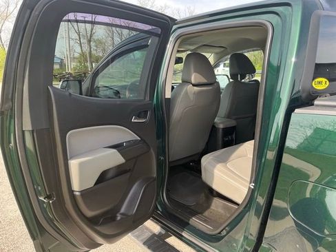 Used 2016 Chevrolet Colorado LT w/ Luxury Package, Chrome AWD/4WD image 17