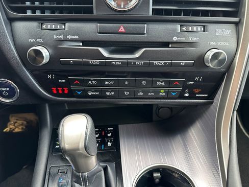 Used 2019 Lexus RX 450h F Sport image 17