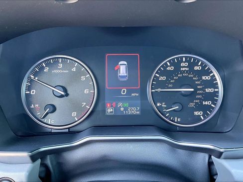 Used 2022 Subaru Outback Limited image 24