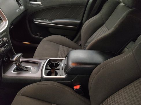 Used 2019 Dodge Charger GT w/ Navigation & Travel Group image 17