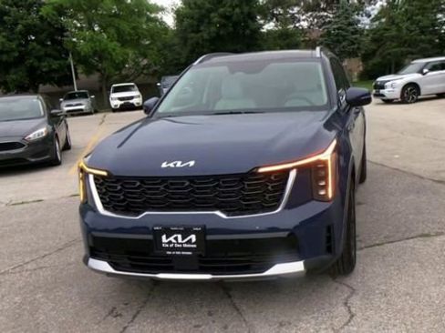 New 2025 Kia Sorento S w/ Panoramic Sunroof Package image 6