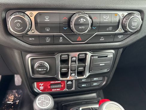 New 2026 Jeep Gladiator Mojave AWD/4WD image 26