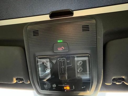 Certified 2024 Volkswagen GTI SE w/ SE Leather Seats Package image 37