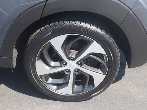 Used 2018 Hyundai Tucson Value AWD/4WD image 29