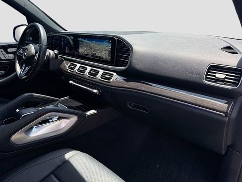 Used 2023 Mercedes-Benz GLE 350 w/ Premium Package image 32