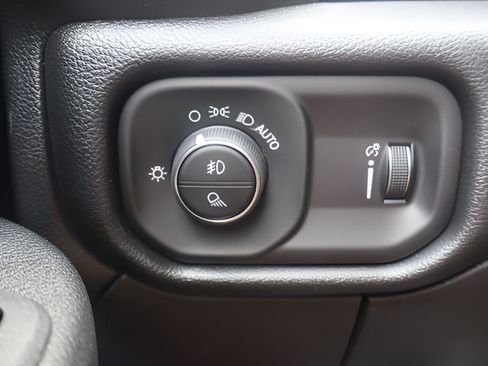 New 2026 RAM 2500 Tradesman AWD/4WD image 20