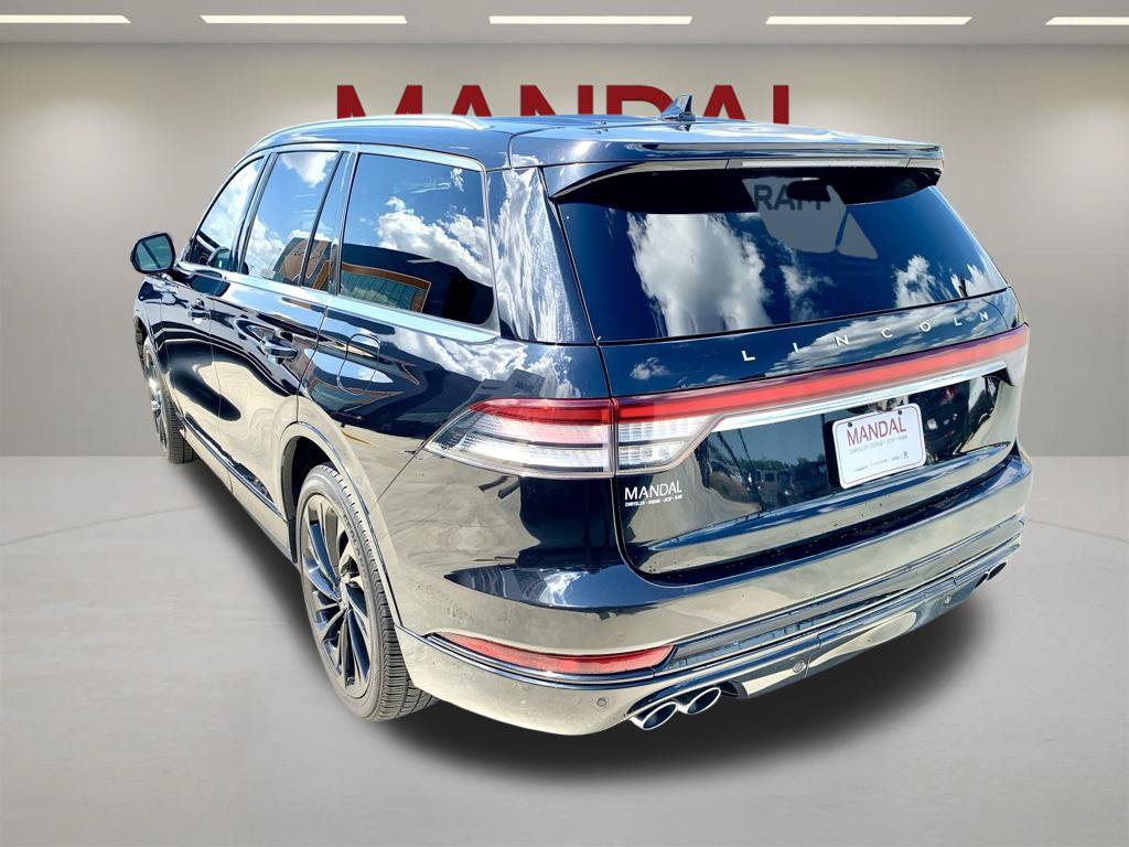 Used 2022 Lincoln Aviator Reserve w/ Equipment Group 201A AWD/4WD image 8