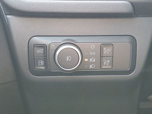 New 2025 Ford Escape Base w/ PHEV Premium Package image 9