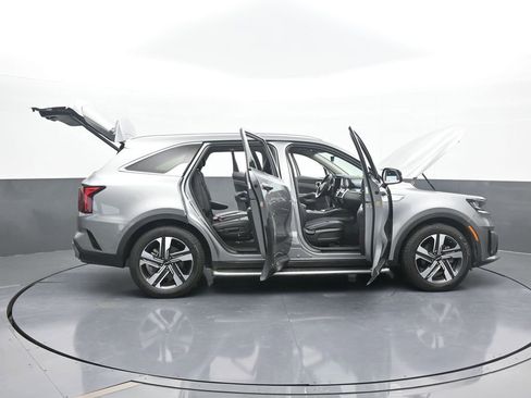 Used 2022 Kia Sorento EX w/ Panoramic Sunroof Package image 81