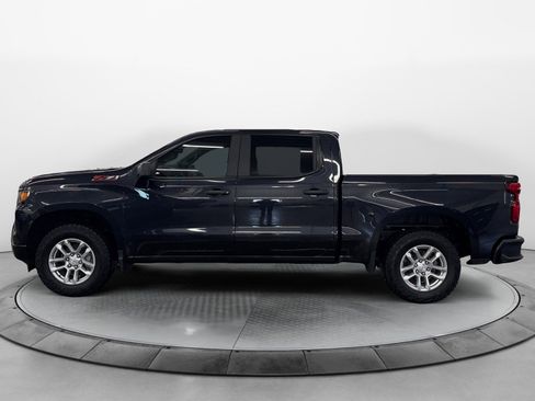 Used 2023 Chevrolet Silverado 1500 W/T w/ WT Value Package AWD/4WD image 3
