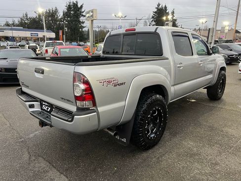 Used 2010 Toyota Tacoma Base image 4