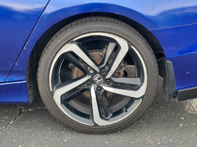 Used 2018 Honda Accord Sport image 35