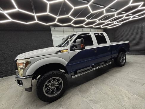 Used 2011 Ford F250 XLT w/ XLT Interior Pkg AWD/4WD image 7