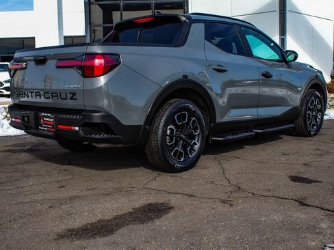 Used 2023 Hyundai Santa Cruz SEL Premium image 6