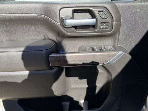 Used 2020 Chevrolet Silverado 3500 LTZ w/ LTZ Plus Package image 9