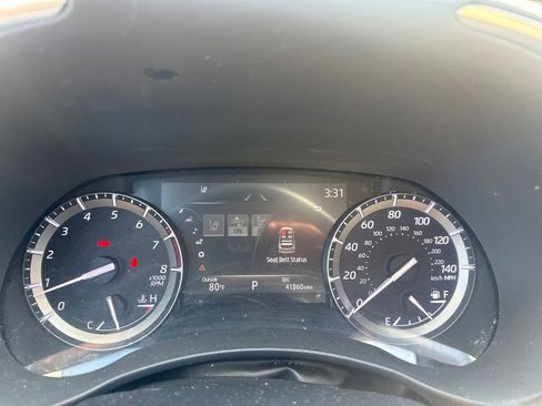 Used 2020 Toyota Highlander Limited AWD/4WD image 10