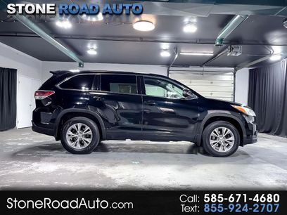 Used 2014 Toyota Highlander LE