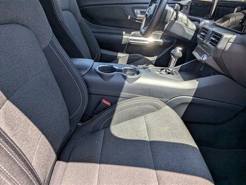 Used 2024 Ford Mustang Coupe RWD image 27