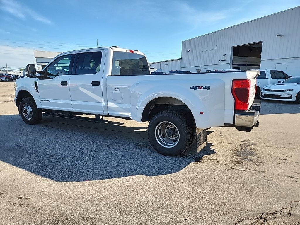 Used 2022 Ford F350 XLT AWD/4WD image 6