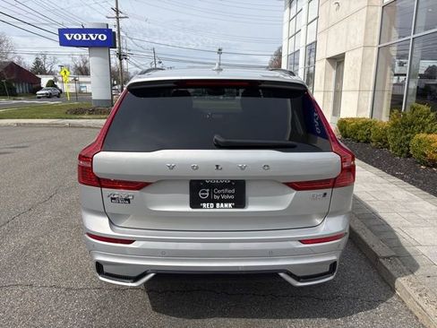 Used 2025 Volvo XC60 B5 Plus w/ Climate Package AWD/4WD image 4