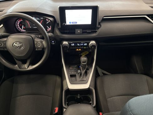 Certified 2025 Toyota RAV4 XLE AWD/4WD image 12