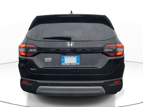 Used 2025 Honda Pilot EX-L image 5