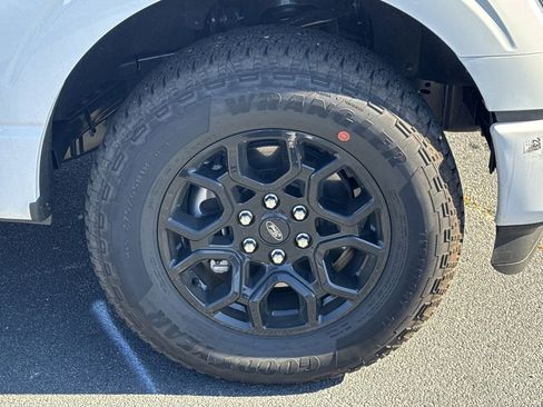 New 2025 Ford F150 Lariat image 12