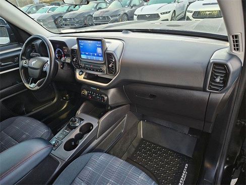 Used 2024 Ford Bronco Sport Heritage w/ Heritage Convenience Package image 33