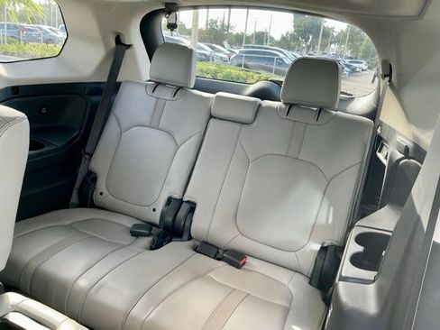 Used 2023 Honda Pilot EX-L image 11