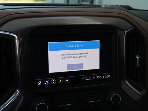 Used 2023 Chevrolet Silverado 2500 High Country w/ Z71 Off-Road Package AWD/4WD image 27
