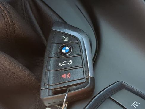 Used 2017 BMW X1 xDrive28i AWD/4WD image 30