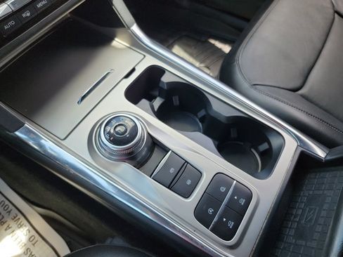 Used 2020 Ford Explorer Limited RWD image 23