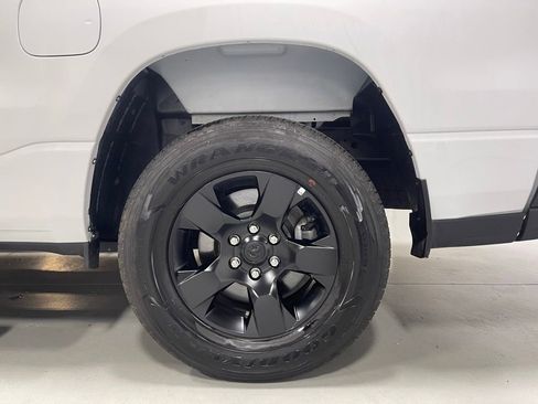 Used 2025 RAM 1500 Tradesman w/ Night Edition RWD image 11