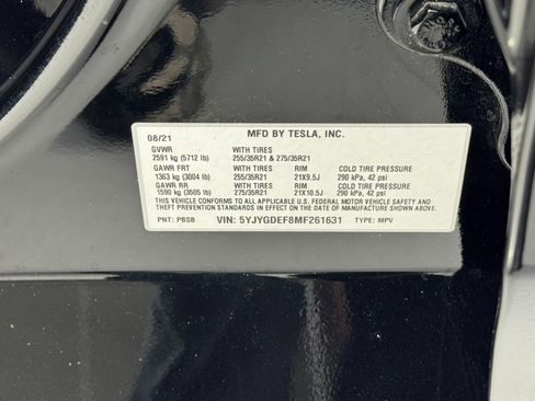 Used 2021 Tesla Model Y Performance image 45