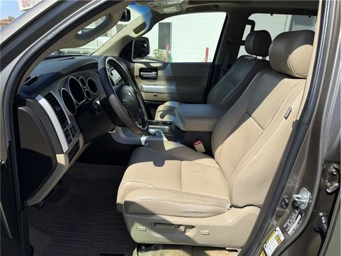 Used 2008 Toyota Sequoia Limited RWD image 11