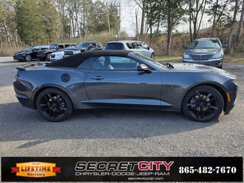 Used 2023 Chevrolet Camaro LT w/ RS Package image 4