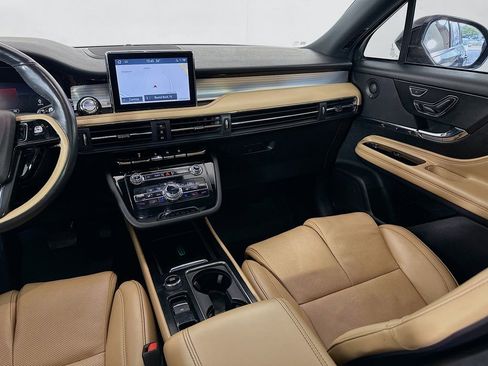 Used 2022 Lincoln Corsair Reserve w/ Equipment Group 201A image 25