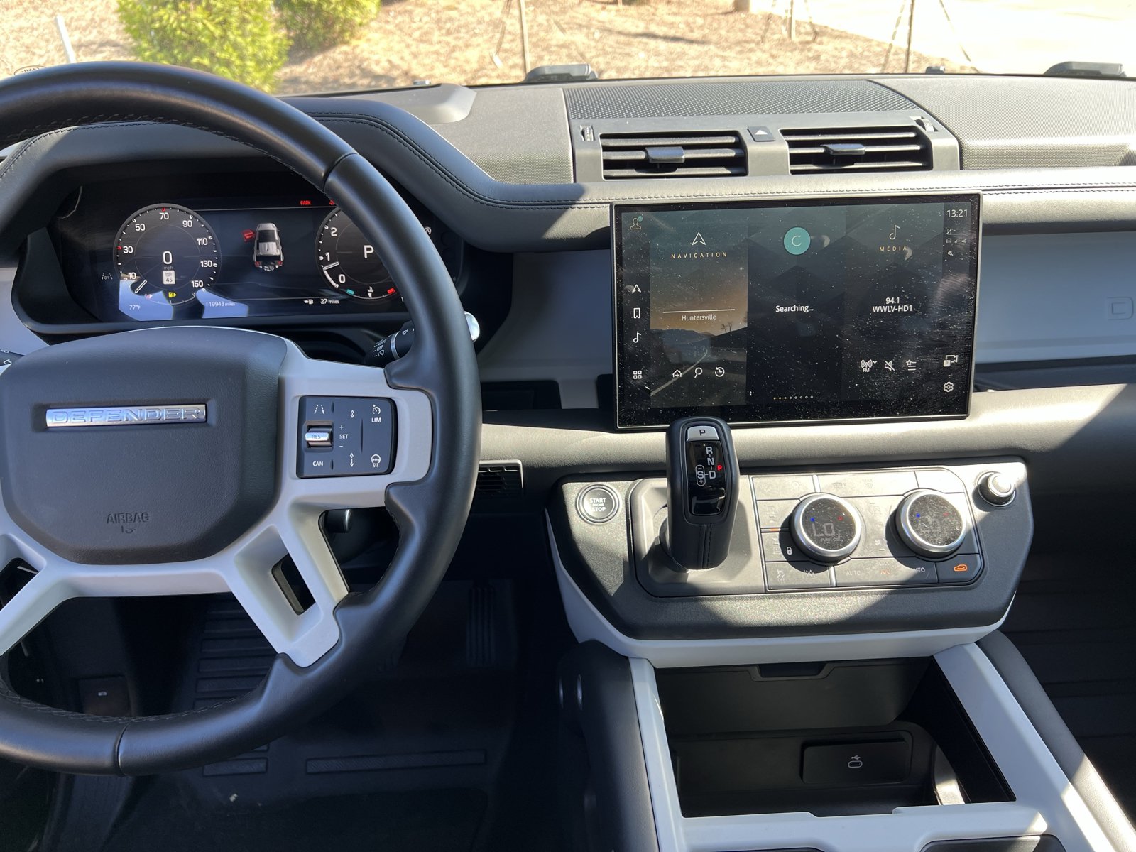 Used 2025 Land Rover Defender 110 S AWD/4WD image 30