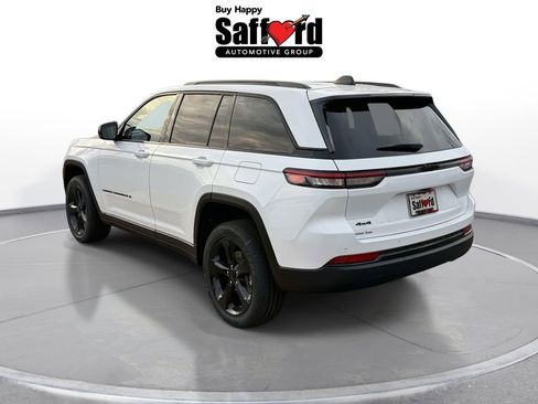New 2025 Jeep Grand Cherokee Altitude AWD/4WD image 7