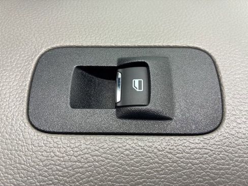 Used 2020 Ford F150 XLT w/ Equipment Group 302A Luxury image 29