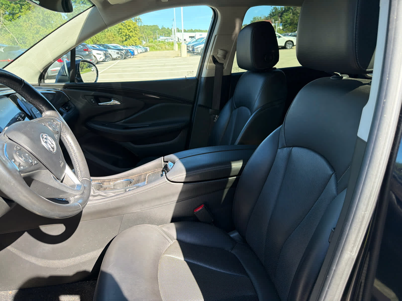 Used 2020 Buick Envision Essence w/ Experience Buick Package AWD/4WD image 5