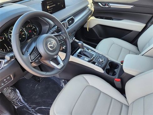 New 2025 MAZDA CX-5 AWD 2.5 S w/ Premium Plus Pkg image 5
