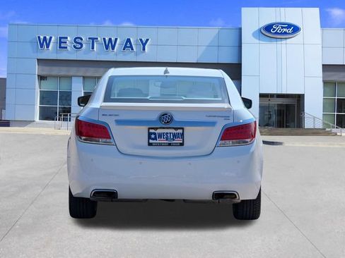 Used 2010 Buick LaCrosse CXS w/ Touring Package FWD image 4