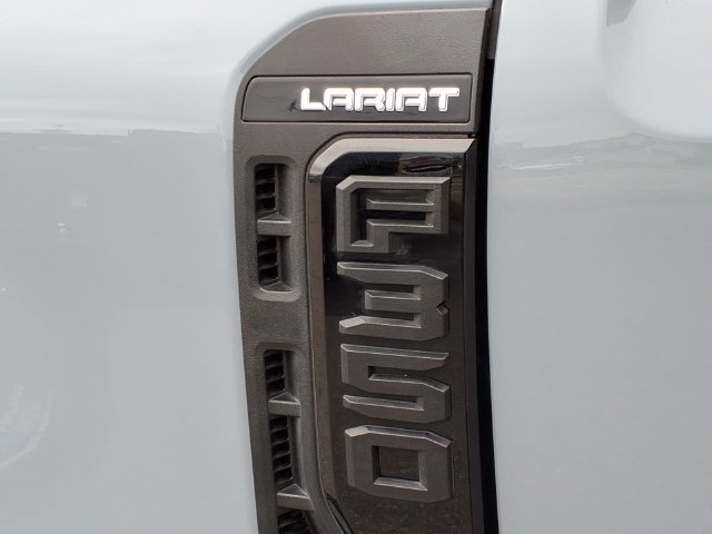 Used 2026 Ford F350 Lariat w/ Black Appearance Package AWD/4WD image 9