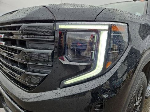 Used 2023 GMC Sierra 1500 Elevation image 4