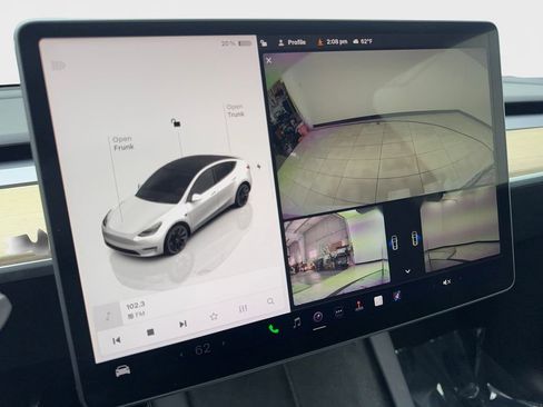 Used 2023 Tesla Model Y Long Range image 65