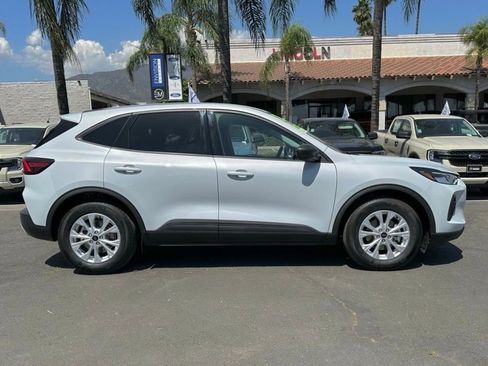 Used 2025 Ford Escape Active image 11