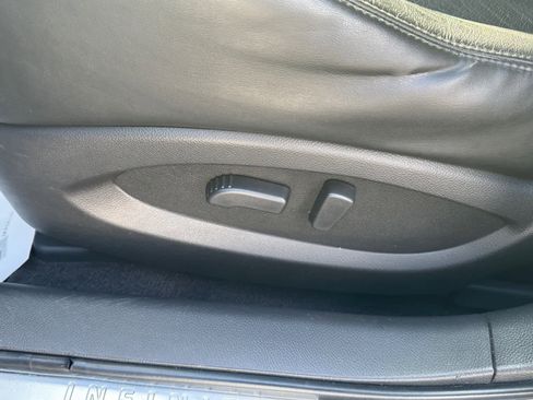 Used 2015 INFINITI QX50 Journey image 17